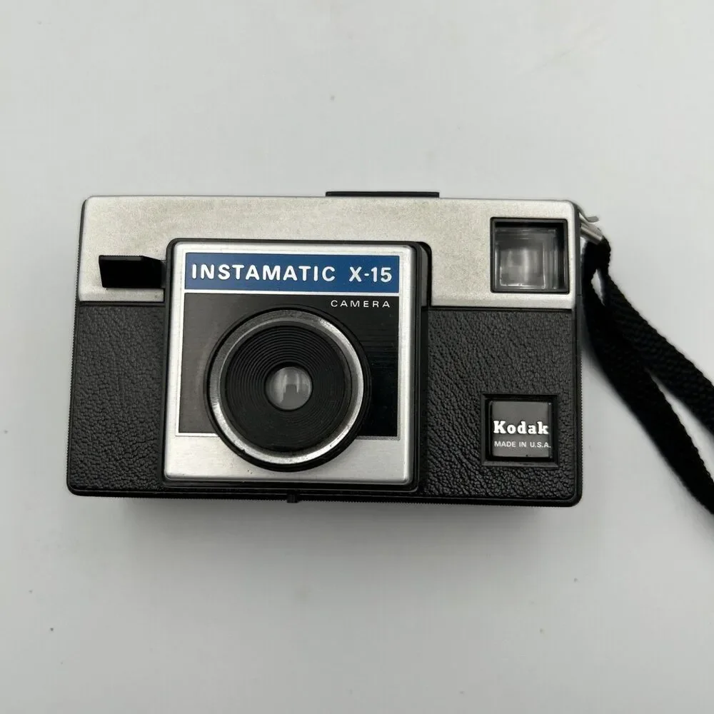 Vintage Kodak Instamatic X-15 126 Film Camera w/ Case & Manual Untested USA